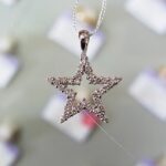 本日のおすすめはプラチナ ダイヤのペンダントです♪ 福岡の質屋ハルマチ原町質店